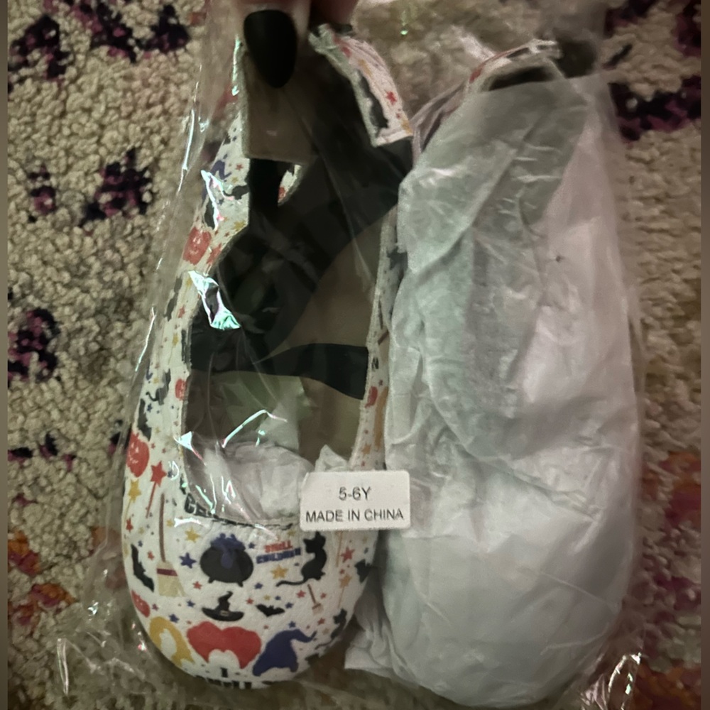 Hocus pouch ballet shoes